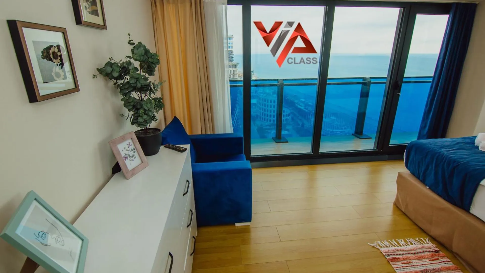 Vip Class ꙳ Orbi City Batumi 4*,